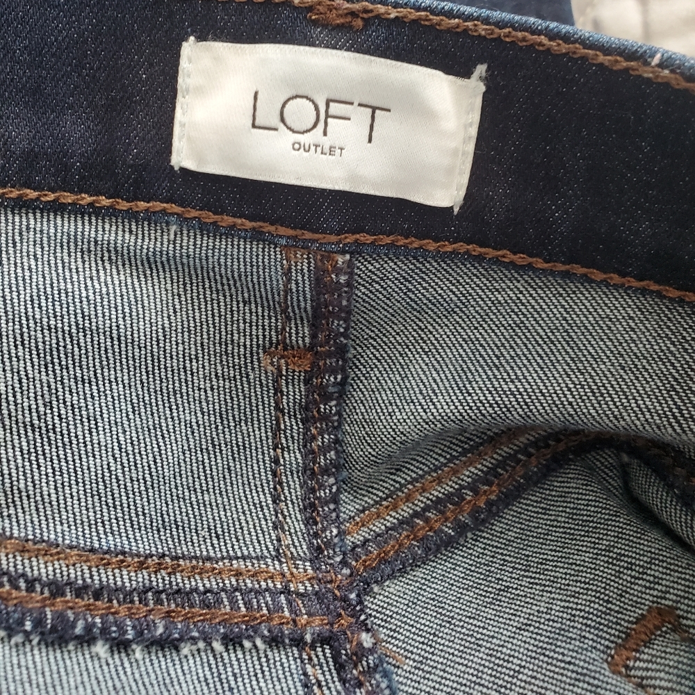 Loft Outlet - Picture 4 of 8